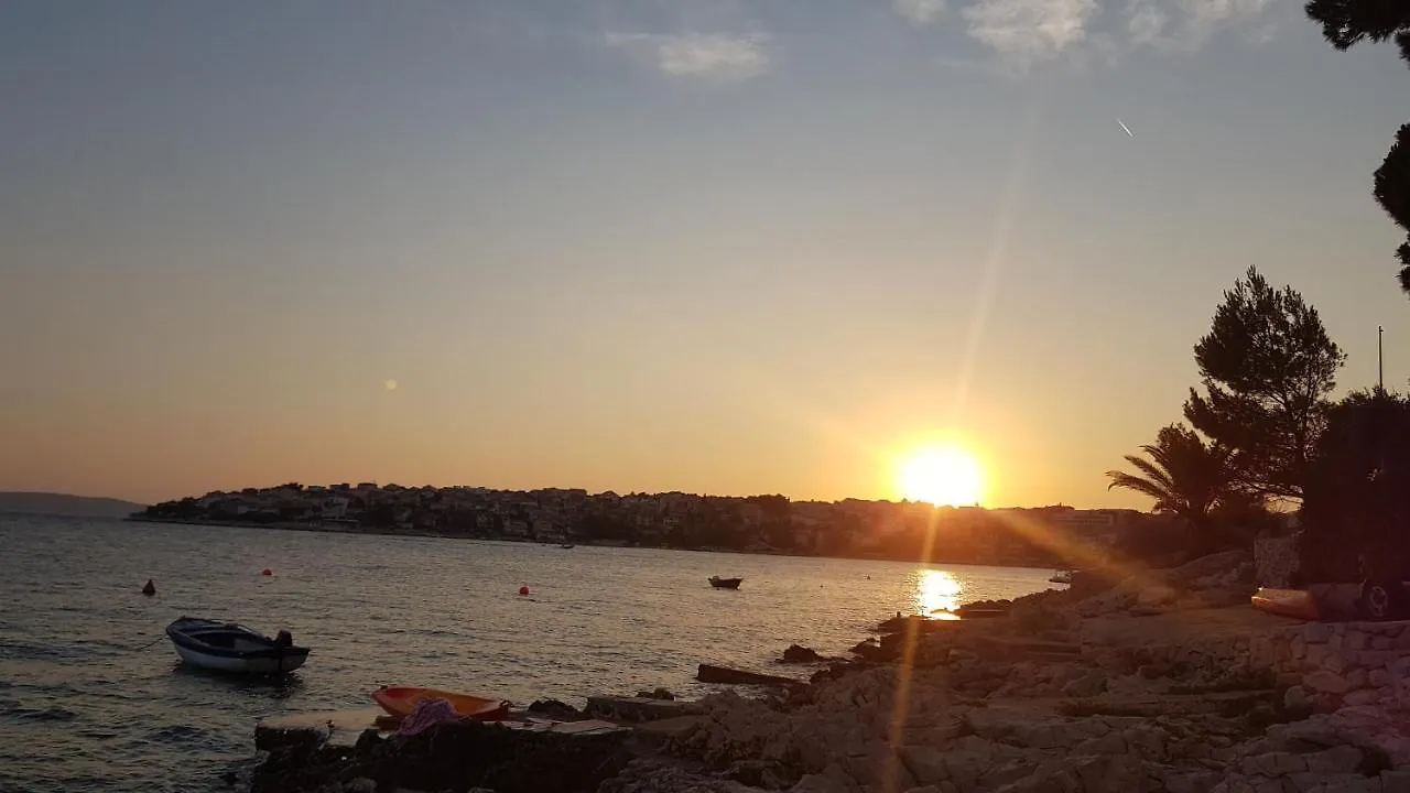 Mina Apartments Okrug Gornji