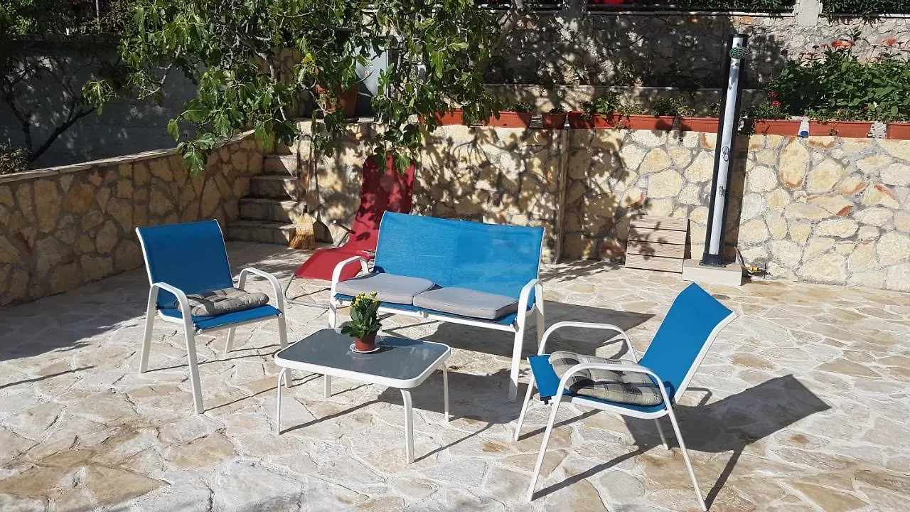 Mina Apartments Okrug Gornji