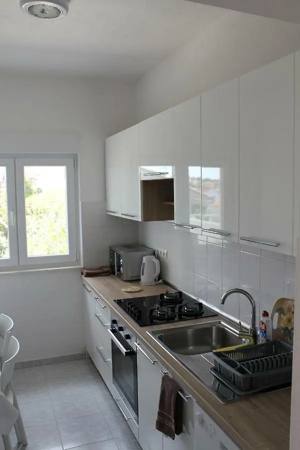 Mina Apartments Okrug Gornji