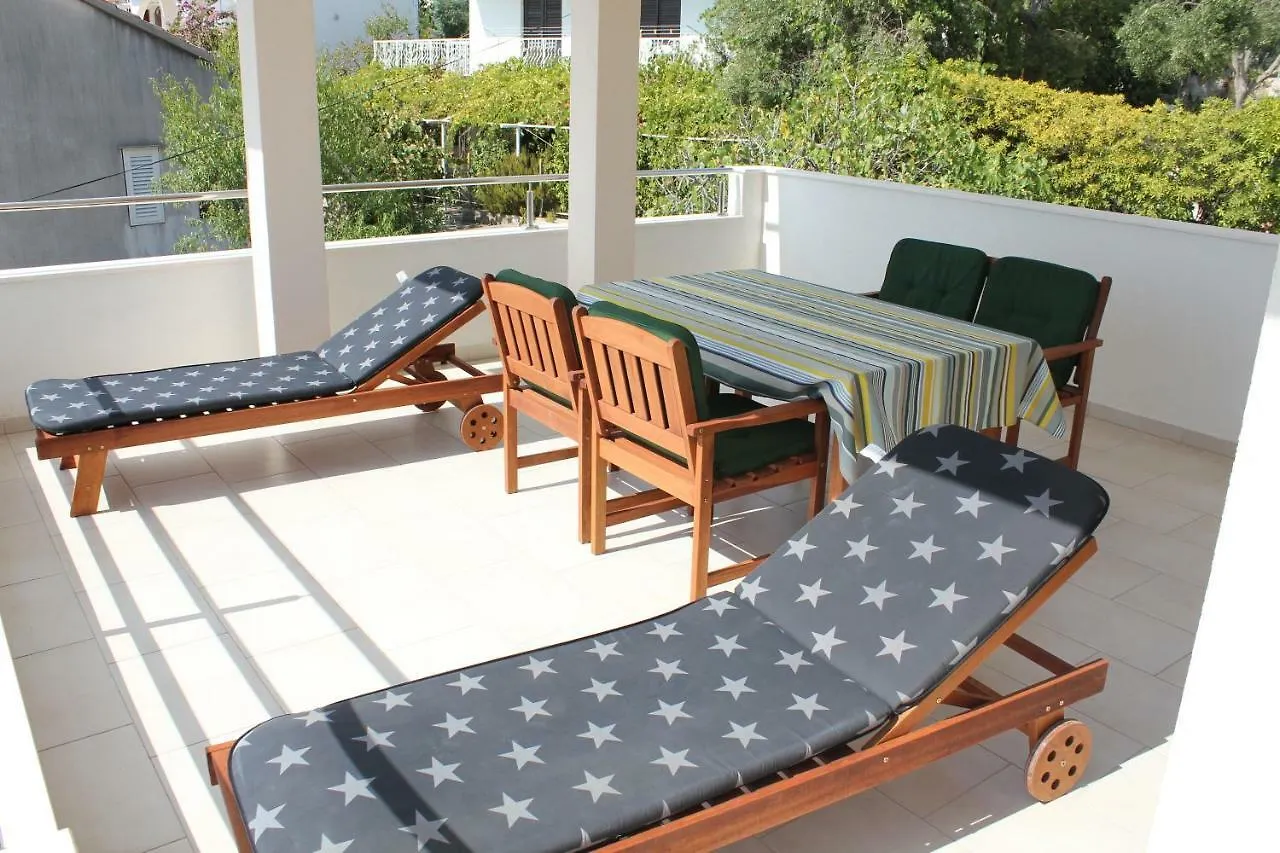 Mina Apartments Okrug Gornji